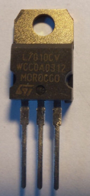 L7810CV régulateur tension positive 10 volts TO 220 STMICROELECTRONICS