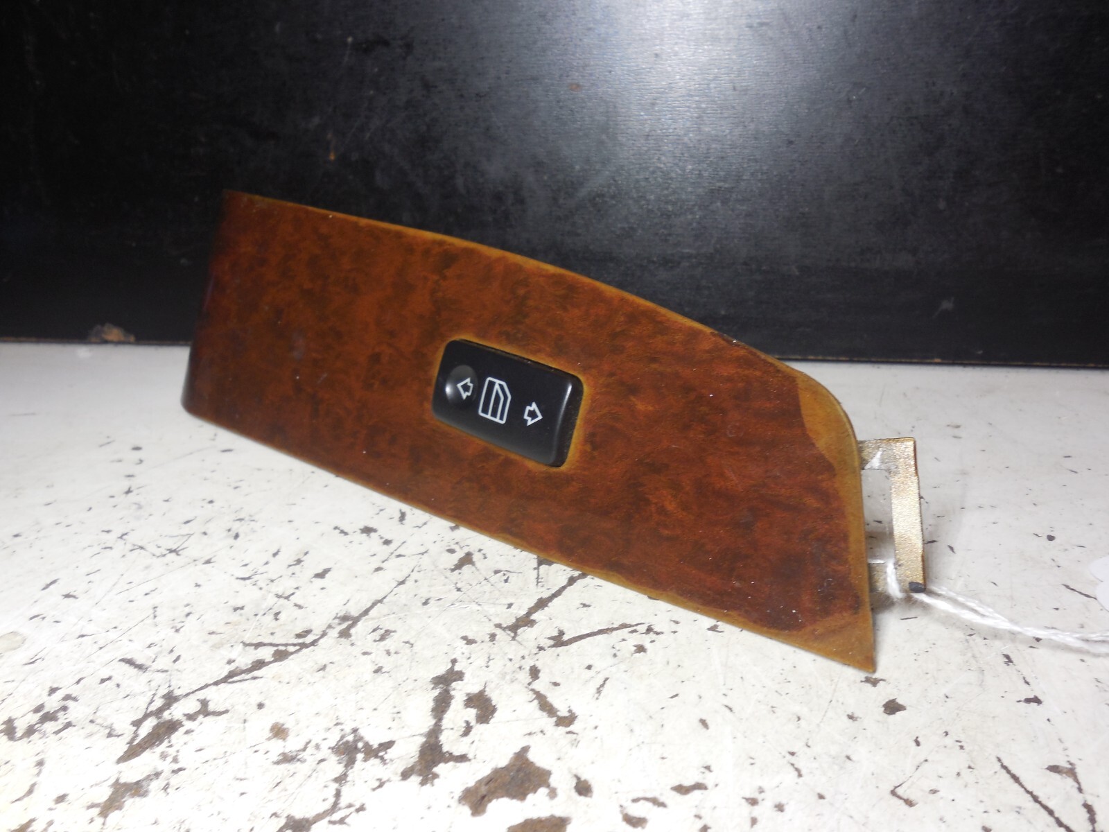 MERCEDES 03 W220 S430 Right Front Passenger Calyptus Wood OE 1  