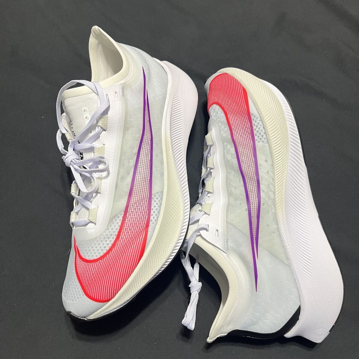 Nike Zoom Fly 3 White Crimson Running Shoes AT8240-103 Men's Nike Zoom Fly 3 White Crimson Running Shoes AT8240-103 Men's