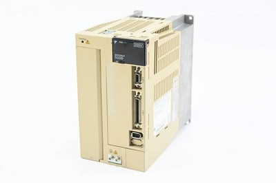 Yaskawa Servopack Servoverstärker SGDS-30A05A