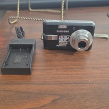 Samsung Digimax L60 6.0MP Compact Digital Camera Black W/battery  Charger