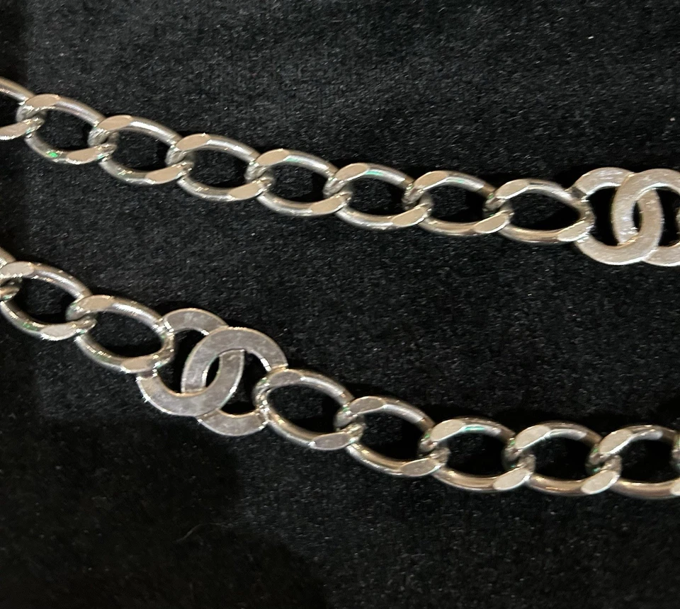 Chanel Chain Belt 1997 Spring Summer Collection Silver Colour With Original Box - Image 3 of 4