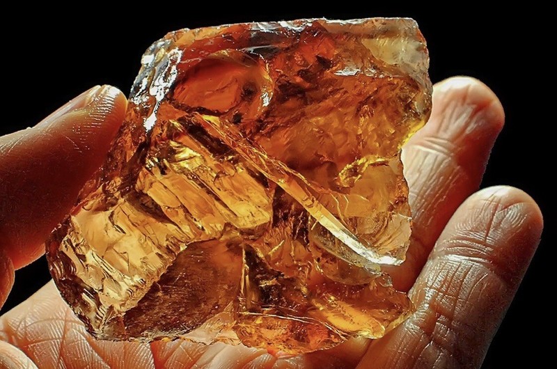 Huge Gold Imperial Topaz Crystal Specimen Natural Raw Point Rough Gemstone 325Ct
