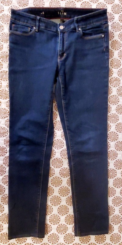 White House Black Market The Slim Jeans Size 6 Extra Clean Great Condition