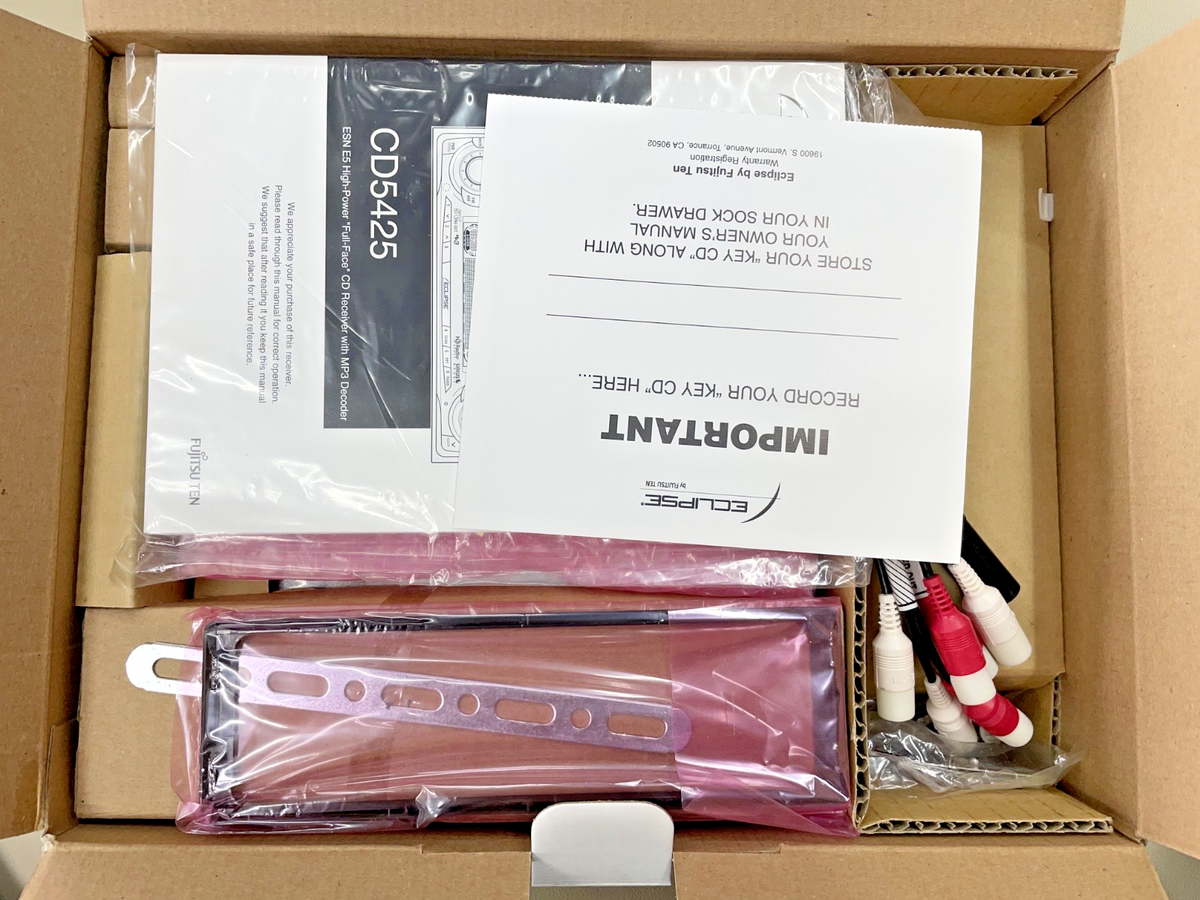 告RADIO 1979-1983 Datsun Nissan 280ZX Hitachi KMS-3611ZW Audio Radio