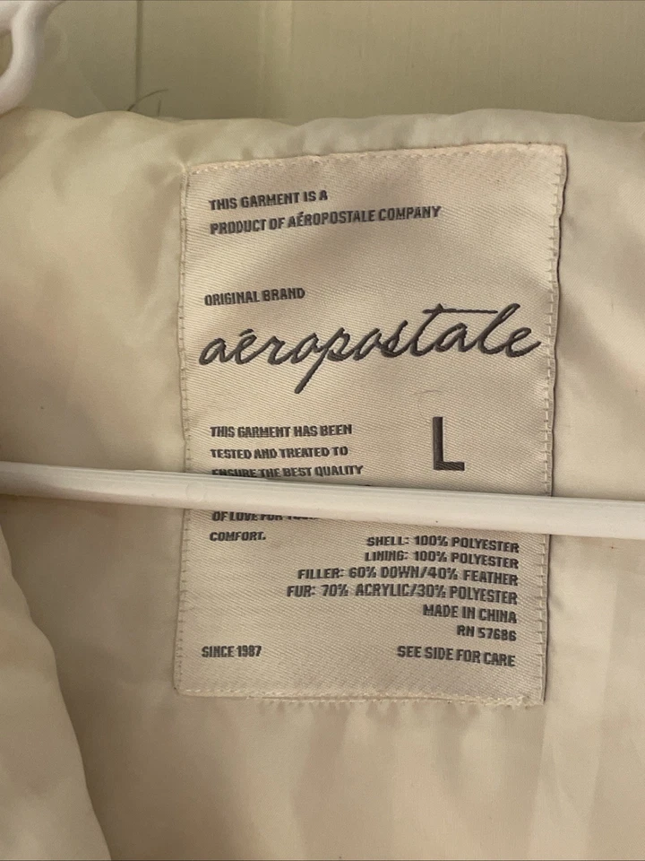 Women’s Aeropostale Hooded Puffer Vest Tan Size Lg NWOT - Image 2 of 3