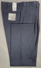 Dockers EASY KHAKI Men's Navy Size 34x32 Pleated Dress Pants "fit 34.5x31" NWT