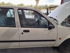 Porte avant et accessoires Mazda 121