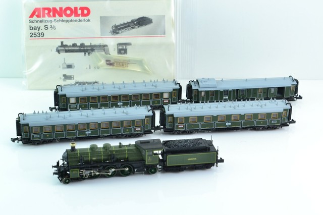 n scale steam locomotive with smoke