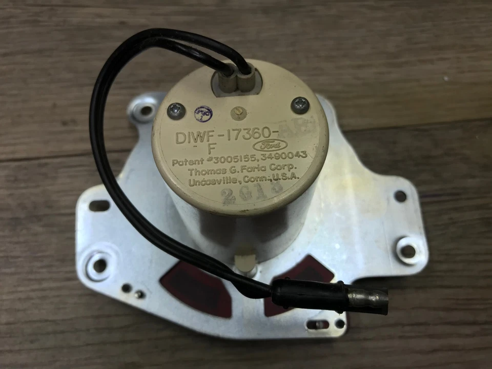 1971 72 73 FORD MERCURY COUGAR XR-7 USED OEM FACTORY DASH TACHOMETER TACH C-G - Image 3 of 3