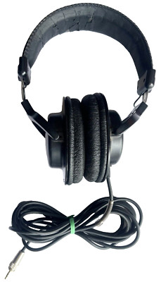 AUDIO-TECHNICA ATH-M30 OVER THE EAR 11' LONG WIRED NOISE CANCELLING HEADPHONES