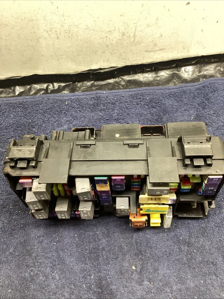 Dodge Durango Jeep 2013 totalmente integrado control de potencia caja de fusibles 68165692ac OEM Foto 3 de 4