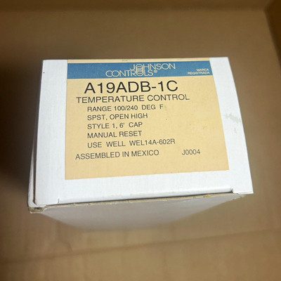Johnson Controls A19ADB-1C Temperature Control Thermostat Manual Reset Analog