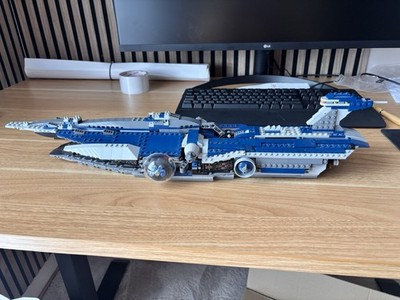LEGO Star Wars The Clone Wars 9515 The Malevolence