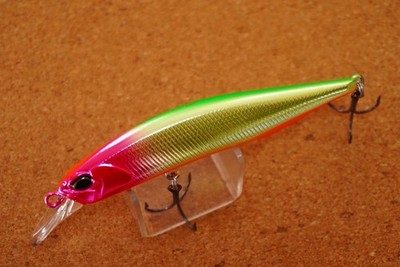 Duo  Realis Jerkbait 85 F        (R370J3