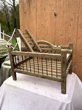 Epinette / cache en bois