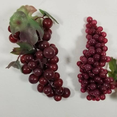 3 Red Grapes Clusters 7" Vintage Plastic Rubber Grape Bunches Decor - Picture 5 of 6