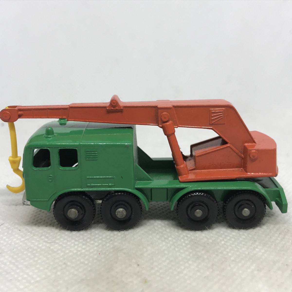 ミニカー Matchbox Superfast No.30 Crane Lesney Matchbox 8 Wheel Crane Car No. 30 1965 Green Made In United