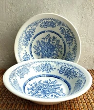 Set of 2 Ukrainian ceramic dishes. Ukrainian Rustic Folk Pottery. Unique plates