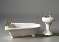 Vintage Doll Bathroom Tub Sink Porcelain Faux Metal Doll Vignette Display D4