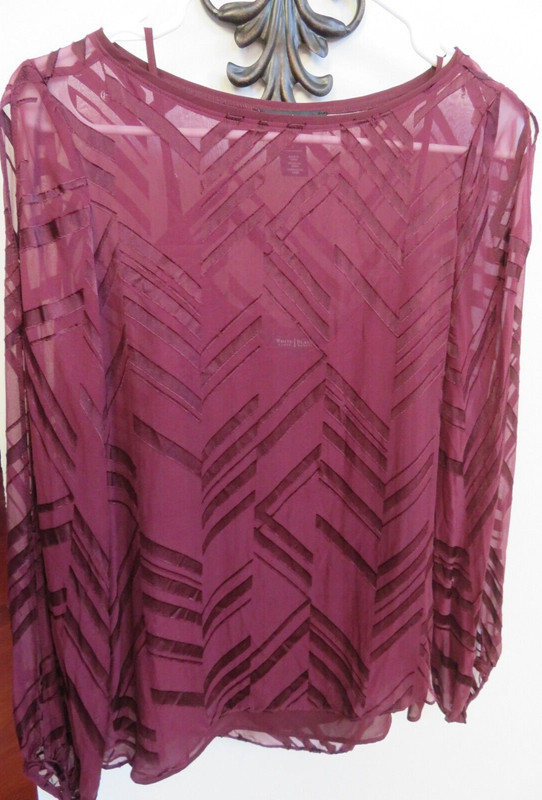 CAP SLEEVE TOP (WINE) "WHITE HOUSE BLACK MARKET" SIZE:4