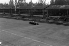 Stirling Moss Cooper T51 Climax Formula 1 Motor Racing 1959 Old Photo 17