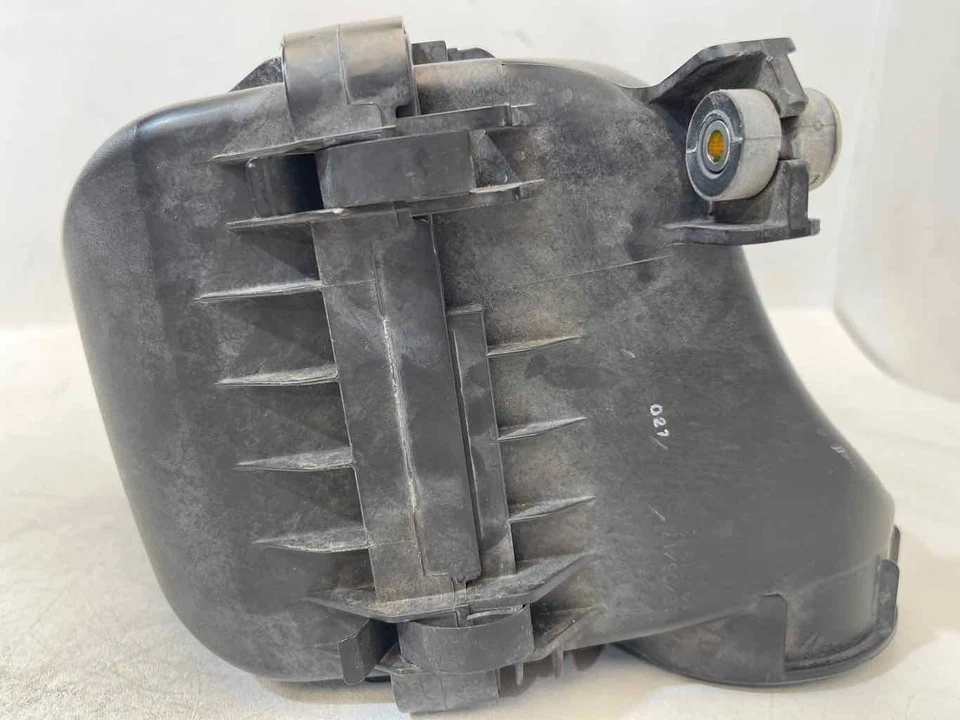 Fits 2016 - 2022 HONDA PILOT 3.5L Air Cleaner Box Assembly 172115J6A10 OEM - Image 2 of 4