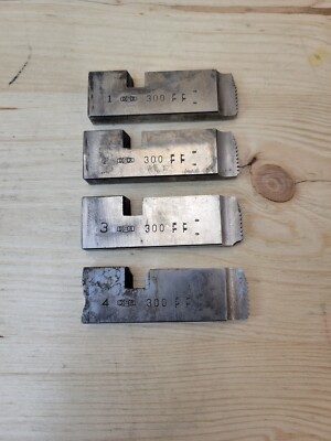 Oster Pipe & Bolt Dies Threading Machine Threader Universal 300