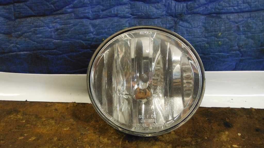 02 03 04 05 06 07 08 09 GMC ENVOY CORNER/PARK LIGHT FOGDRIVING BUMPER