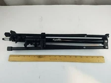 DYNALITE 470 Compact Light Stand / Tripod, Folds to 19", Extends to 7', NEW!