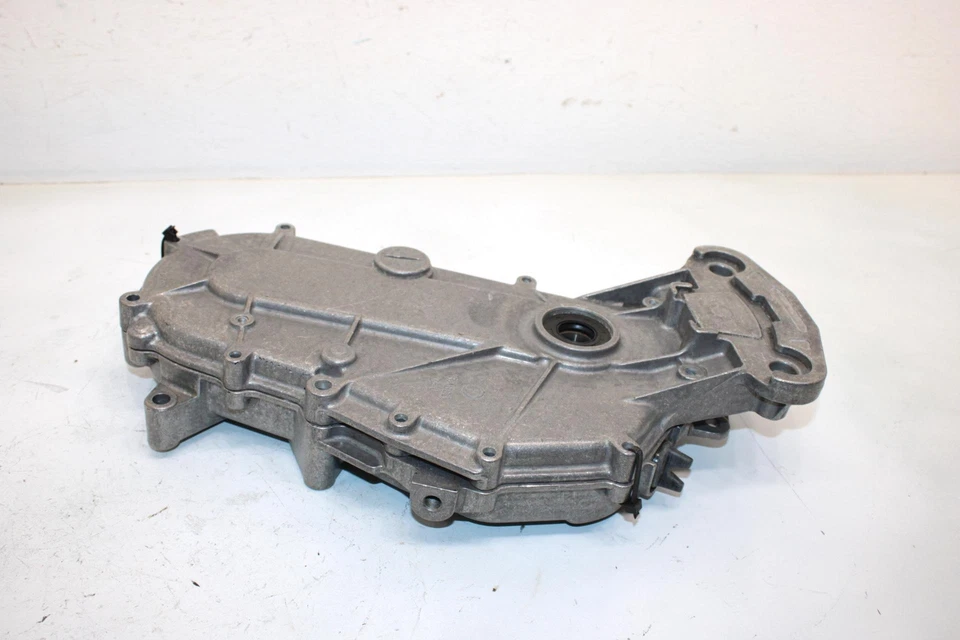 94 Yamaha Vmax 500 Le Vx500eu Oem Chain Housing Assy 8AB-47541-01-00 SY30 - Image 4 of 4