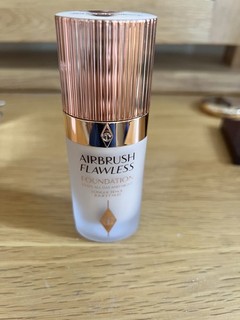 Charlotte Tilbury Airbrush Flawless Foundation Shade 3 Cool/Froid 30ml