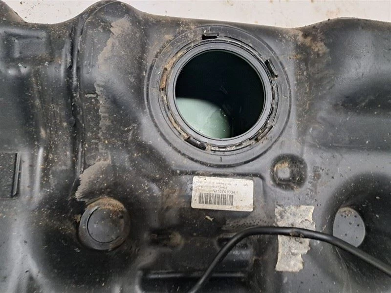 FUEL TANK fits NISSAN ALTIMA 2014 - 2018 OEM - Image 4 of 4