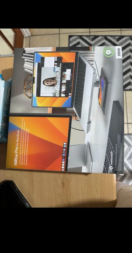 Twelve South HiRise Pro MacBook Stand Silver - Image 2 of 2