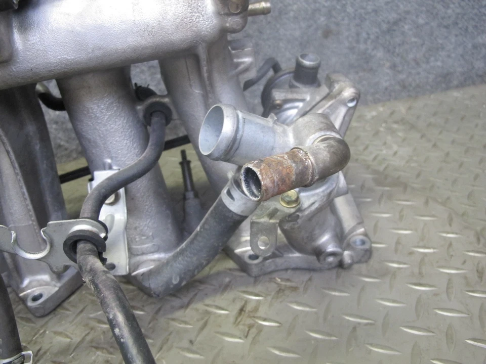 00-05 HONDA S2000 2.0L F20C COLECTOR DE ADMISIÓN MOTOR 118K MILLAS OEM Foto 4 de 4