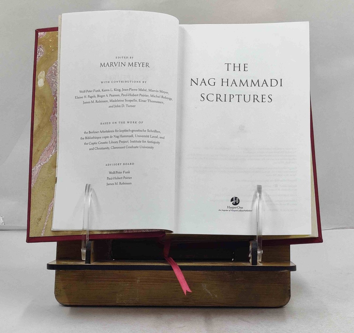 NAG HAMMADI SCRIPTURES by Marvin W. Meyer (Author) [Premium