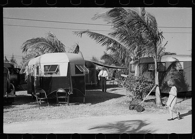 Photo:Dania Florida 1937 Auto Trailer Camp Trailers Palm Trees