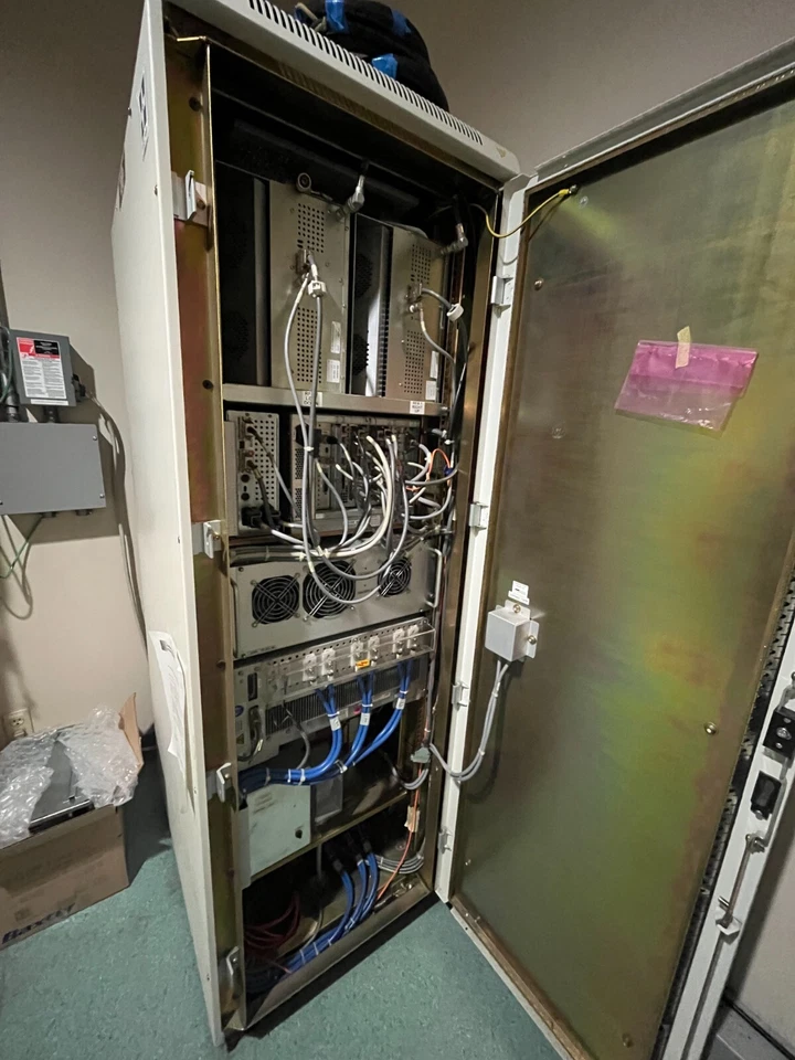 Usado Vet MR grande Esaote 0.25T EXP - Imagem 3 de 4