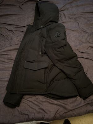 mens moose knuckles coat small