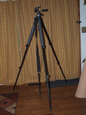 Bogen Manfrotto 3021 Tripod with Bogen 3-Way Head & Carry Bag VGC!