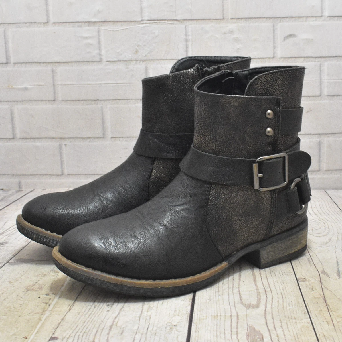 Cats sales eyes boots
