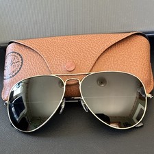 Ray-Ban Aviators RB3026 62mm. Silver Frames with Dark Grey Tinted Lenses. New.