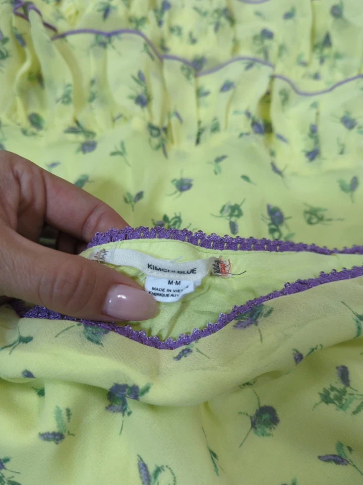 Falda midi UO Kimchi azul para mujer Lenora de gasa con volantes verde/púrpura talla mediana Foto 3 de 4