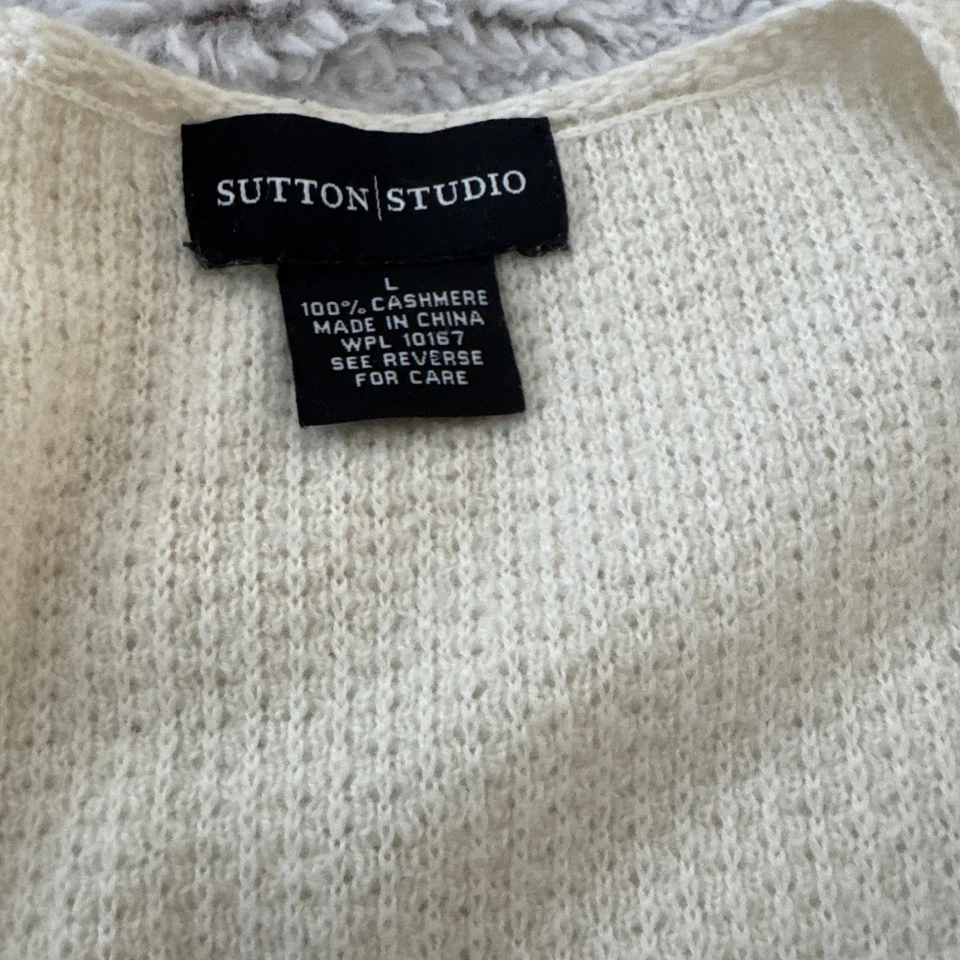 Sutton Studio Bloomingdale’s Cashmere Cardigan, Size Large Perfect Condition - Image 2 of 3