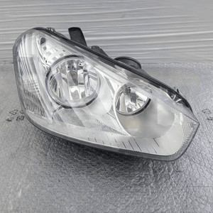 1707464 Projektor Rechts FORD C-MAX (CB3) 2.0 TDCi DPF (100Kw) Mnv 5p/d/1997cc