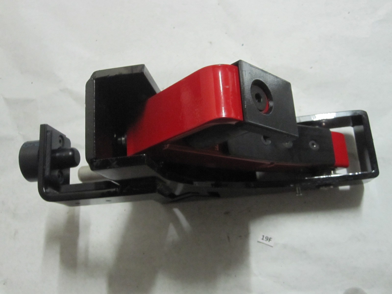 ONE SIDE ONLY Mutant Metals Snap-Back Roller