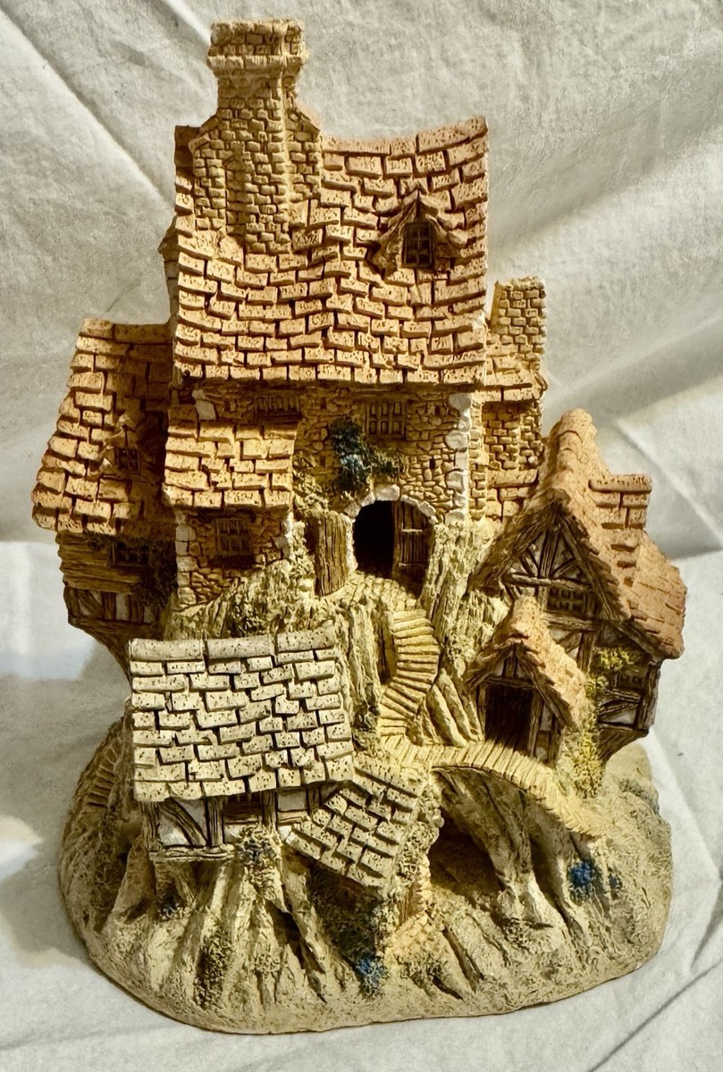 デビッド・タトウィラー、【THE GARDEN COTTAGE GIFT】 David Winter Cottage “The House on Top”1982 Signed Handmade
