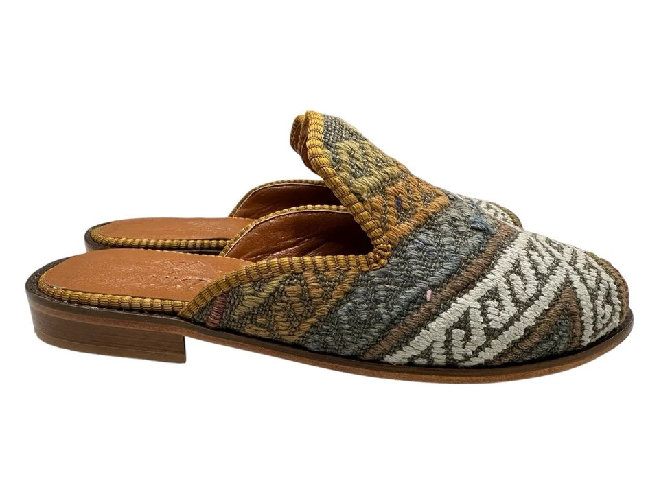 Handmade Rug Slipper US-9 (EU-41) (sole-hard leather. lining-lambskin) for Men - Image 2 of 4