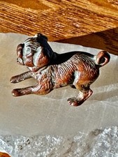 Antiker kleiner österreichischer Bronze Hund - Mops - gestempelt SCHUTZ. Sehr süß. Sammlerstück