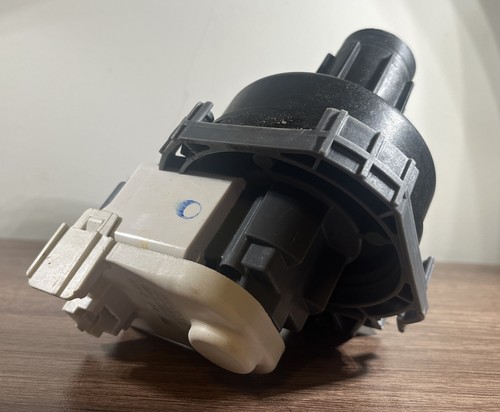 Genuine OEM Whirlpool Dishwasher Pump Motor Assembly Part # W11084656 W10854710 - Picture 4 of 10